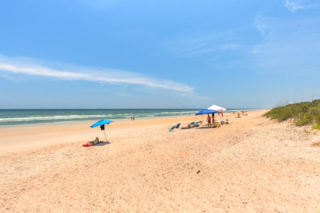 Sea La Vie Beach Oceanfront Patio Pet Friendly شاطئ جاكسونفيل المظهر الخارجي الصورة