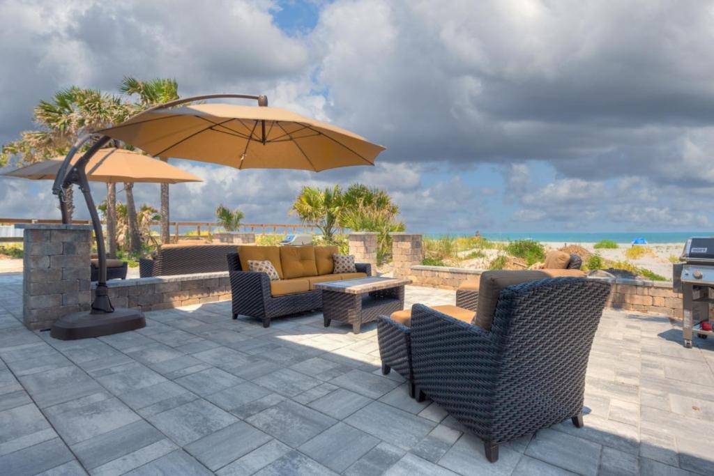 Sea La Vie Beach Oceanfront Patio Pet Friendly شاطئ جاكسونفيل المظهر الخارجي الصورة