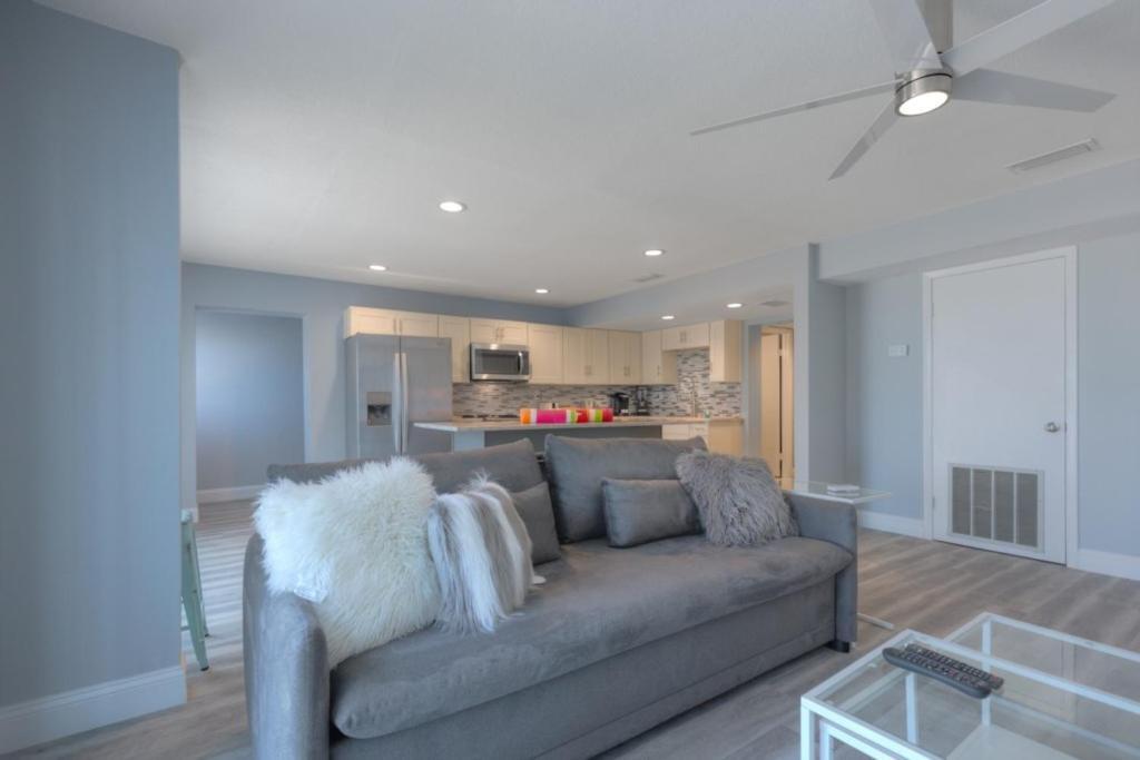 Sea La Vie Beach Oceanfront Patio Pet Friendly شاطئ جاكسونفيل المظهر الخارجي الصورة